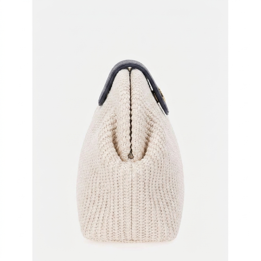 Bee in the bag Women Straw Woven Textured Clutch Bag